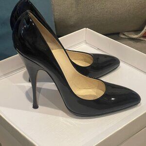Brian Atwood Black Patent high heeled pumps 5" 120mm